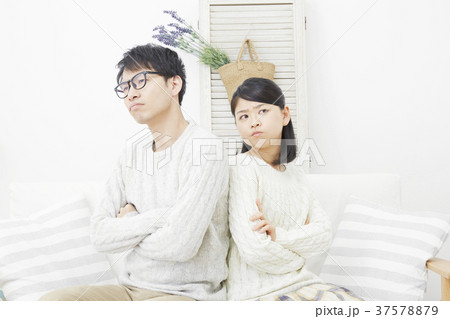 夫婦喧嘩 リビング 夫婦喧嘩 リビング 37578879