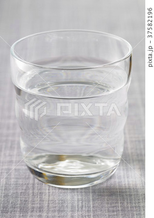 37582196