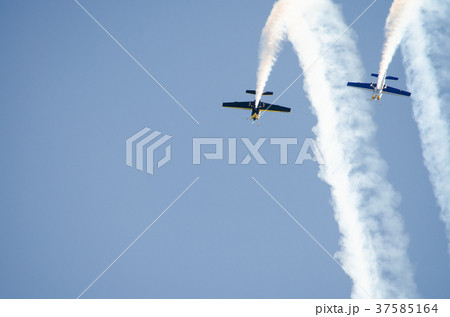 アクロバット飛行 アクロバット飛行 37585164
