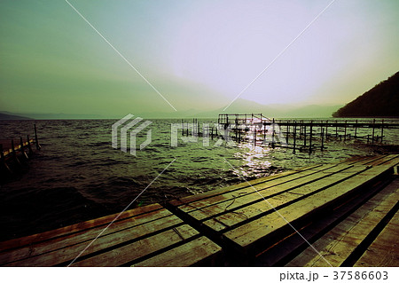 北海道支笏湖の風景 北海道支笏湖の風景 37586603