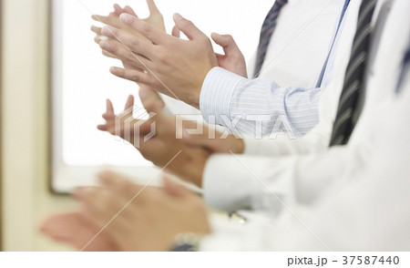 ビジネスマン 営業成績 ビジネスマン 営業成績 37587440