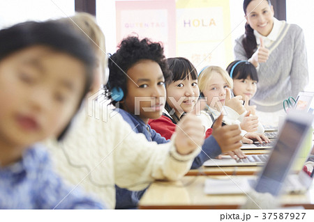 インターナショナルスクール オンライン授業 インターナショナルスクール オンライン授業 37587927