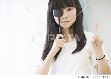 小学生　健康診断　視力検査 37588163