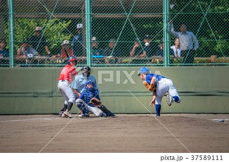 少年野球試合風景 少年野球試合風景 37589111