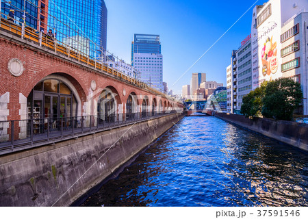 (東京)神田川 マーチエキュート神田万世橋 (東京)神田川 マーチエキュート神田万世橋 37591546