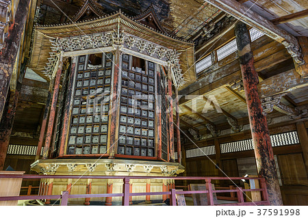 三井寺(園城寺)一切経蔵の八角輪蔵 三井寺(園城寺)一切経蔵の八角輪蔵 37591998