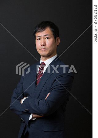 ミドルビジネスマン 37592123