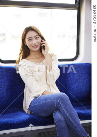 女性 女 女の子 37593480