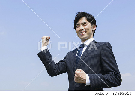 ビジネス ビジネスマン 男性 ビジネス ビジネスマン 男性 37595019