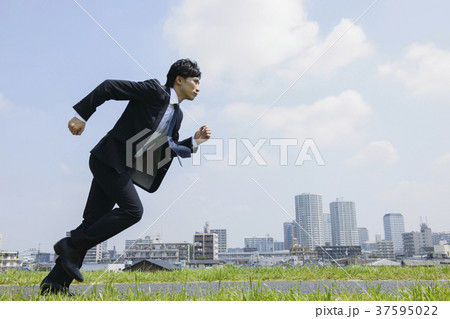 ビジネス ビジネスマン 男性 ビジネス ビジネスマン 男性 37595022
