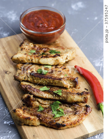 Grilled pork meat Grilled pork meat 37595247