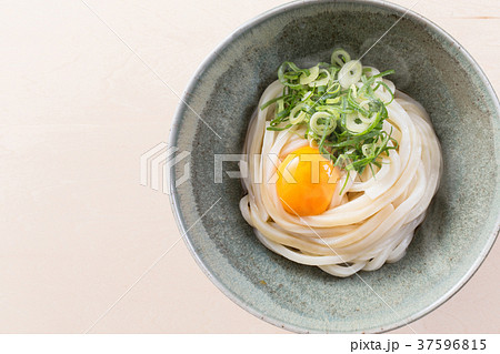 釜玉うどん 釜玉うどん 37596815