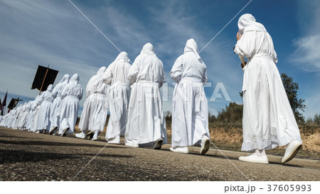 Easter traditional procession wide angle 37605993