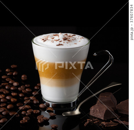 Cafe macchiato Cafe macchiato 37607834