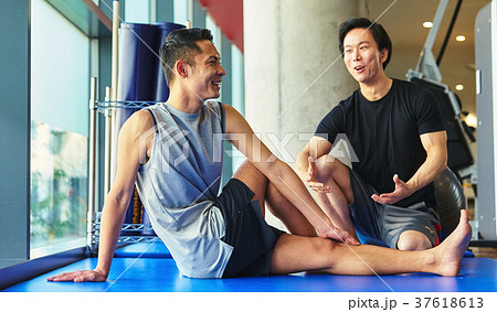 パーソナルトレーニング 37618613