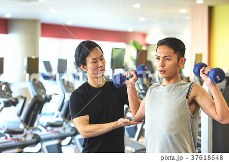 パーソナルトレーニング 37618648