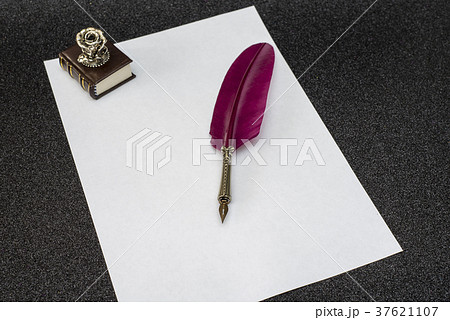 Retro style filtered photo Sheet of paper pen retr 37621107