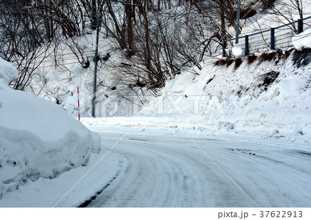 雪道運転 雪道運転 37622913