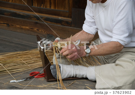 匠の技「わらじ作り」 匠の技「わらじ作り」 37623902