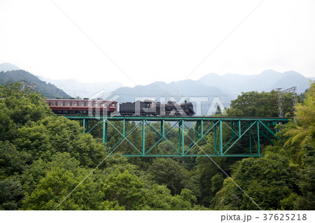 蒸気機関車 蒸気機関車 37625218