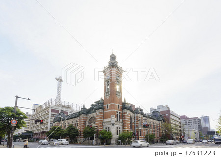 横浜市開港記念会館(横浜市中区公会堂)ジャックの塔に重なる太陽東面 37631223