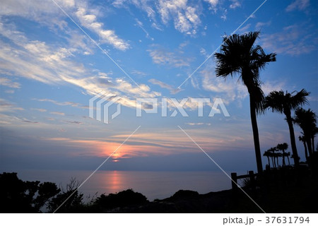 奄美十景　　大浜海浜公園の夕日01 37631794