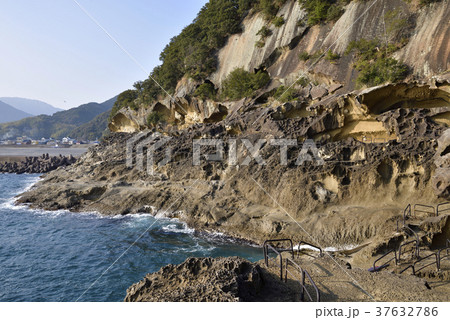 鬼ヶ城　鬼の見張場からの眺望（三重県熊野市） 37632786