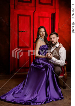 Couple of actors in dressing room Couple of actors in dressing room 37636191