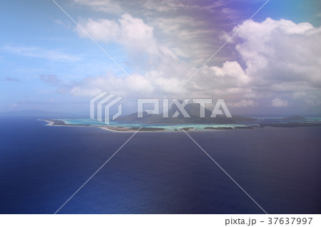 ボラボラ　タヒチ 37637997