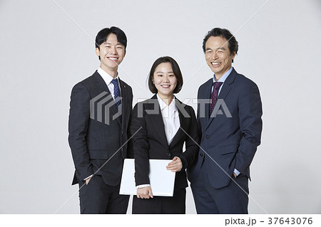 笑顔 微笑 微笑み 37643076