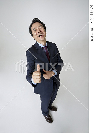 笑顔 微笑 微笑み 37643274