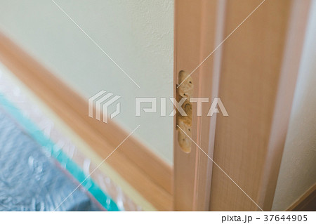 interior finish work 37644905