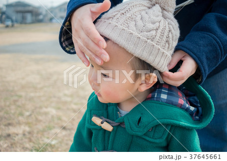 1 year old 37645661