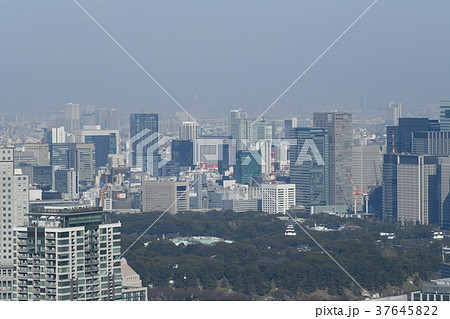日本の東京都市景観「皇居方向などを望む」＝2018年1月23日撮影 37645822