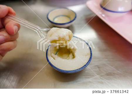 ホンコン 香港 ダイニングテーブル 37661342