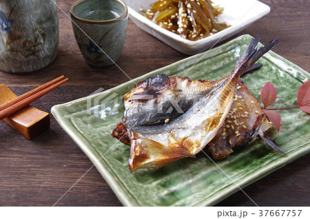 アジの干物 焼き魚の写真素材