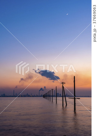 千葉県 江川海岸の夕暮れ 千葉県 江川海岸の夕暮れ 37669063