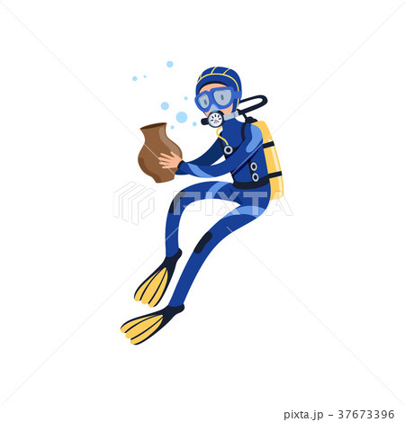 Diver found ancient vessel on the ocean floor Diver found ancient vessel on the ocean floor 37673396