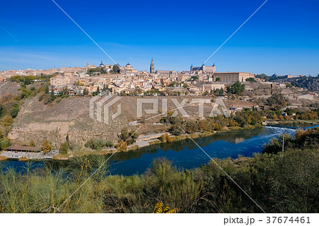 スペイン トレド 街並み 37674461