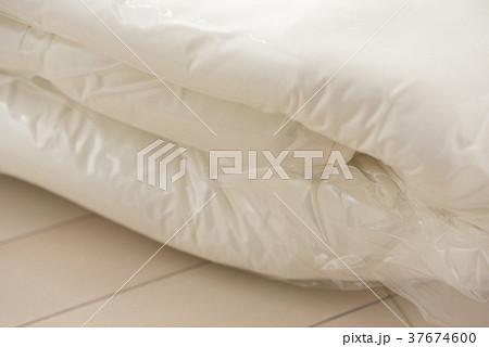 布団 37674600