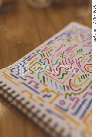 アート 37674660