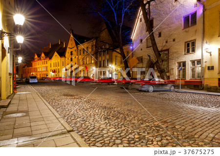 Tallinn. Old medieval street. 37675275