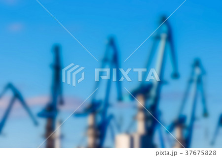 Portal cargo cranes - blurred image 37675828