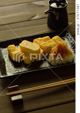 玉子焼き 玉子焼き 37677387