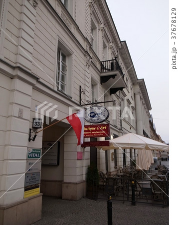 ポーランド・ワルシャワ 37678129