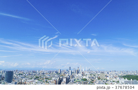 東京風景　池袋方面　ワイド　青空と緑 37678504