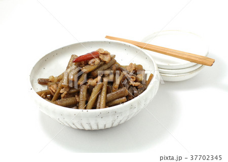 根菜の煮物、まるごぼうとコンニャク豚肉の甘辛煮 37702345