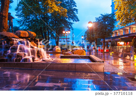 Evening street in Bergen, Norway Evening street in Bergen, Norway 37710118