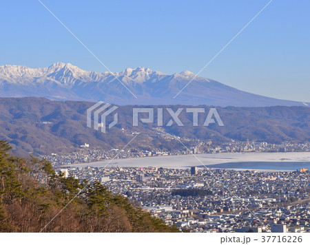 諏訪湖 長野県岡谷市 諏訪湖 長野県岡谷市 37716226