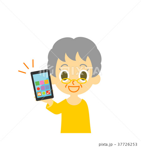 スマホを見せているおばあさん 37726253
